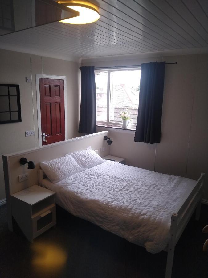 The Townhouse Accommodation Dumfries Buitenkant foto